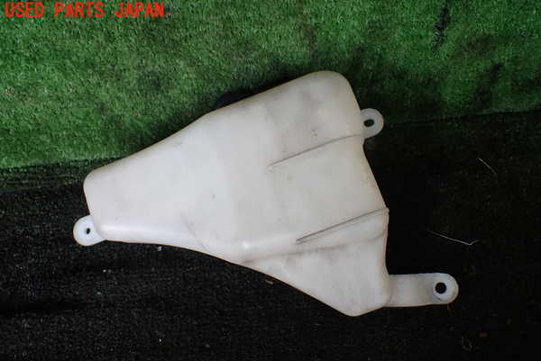 5UPJ-19562410]ハイラックスサーフ(TRN215W)ラジエータータンク 中古_m0002.jpg