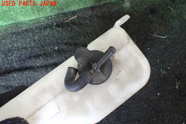 5UPJ-19562410]ハイラックスサーフ(TRN215W)ラジエータータンク 中古_m0003.jpg