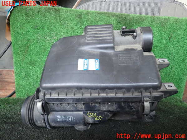 5UPJ-19562560]ハイラックスサーフ(TRN215W)エアクリーナーボックス 中古_m0001.jpg