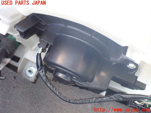 5UPJ-19566095]ハイラックスサーフ(TRN215W)ブロアファン(ブロアーファン) 中古_m0002.jpg