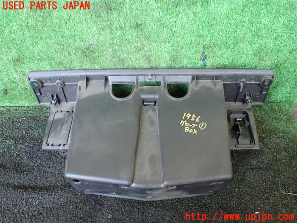 5UPJ-19567516]ハイラックスサーフ(TRN215W)グローブボックス1 中古_m0003.jpg