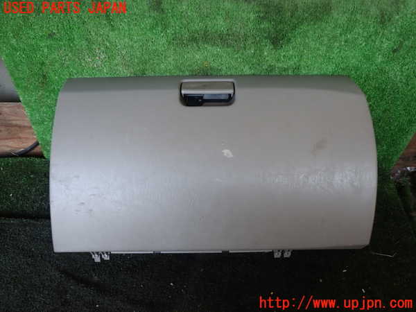 5UPJ-19567517]ハイラックスサーフ(TRN215W)グローブボックス2 中古_m0001.jpg