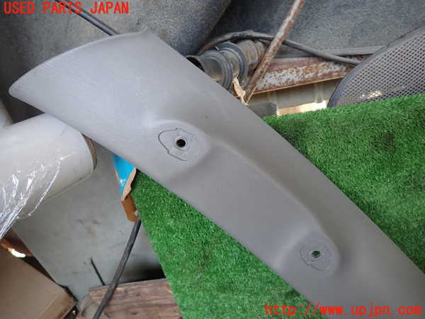 5UPJ-19567660]ハイラックスサーフ(TRN215W)左フロントピラートリム 中古_m0002.jpg