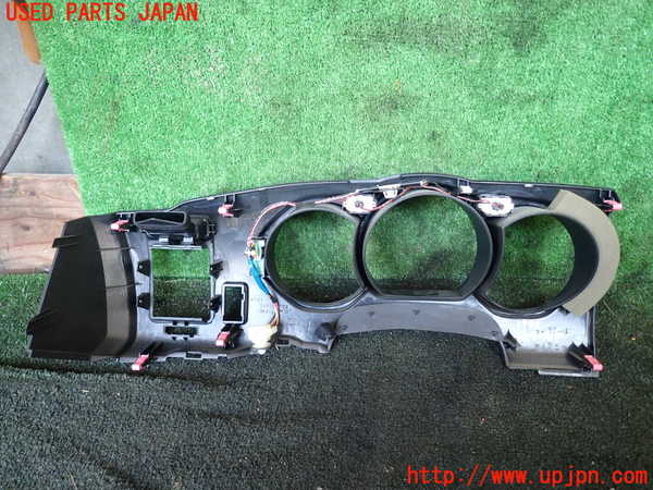 5UPJ-19567510]ハイラックスサーフ(TRN215W)メーターフード 中古_m0003.jpg