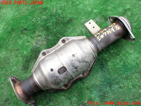 1UPJ-19572662]ランクル70系(GRJ76K)触媒2 (左側) 中古_m0001.jpg