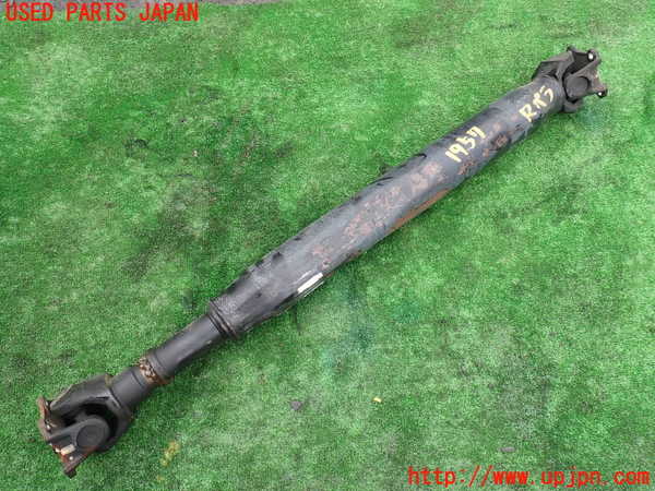 5UPJ-19573410]ランクル70系(GRJ76K)リアプロペラシャフト 【ジャンク】_m0001.jpg