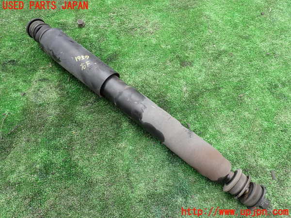 5UPJ-19575060]ランクル70系(GRJ76K)右フロントショックアブソーバー 中古_m0001.jpg