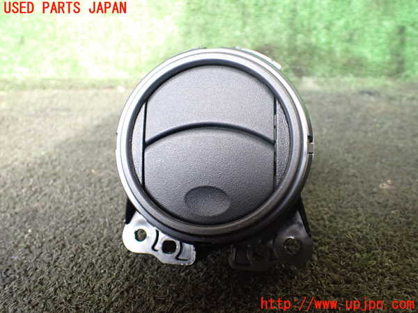 5UPJ-19577526]ランクル70系(GRJ76K)エアコン吹き出し口1 (右) 中古_m0001.jpg
