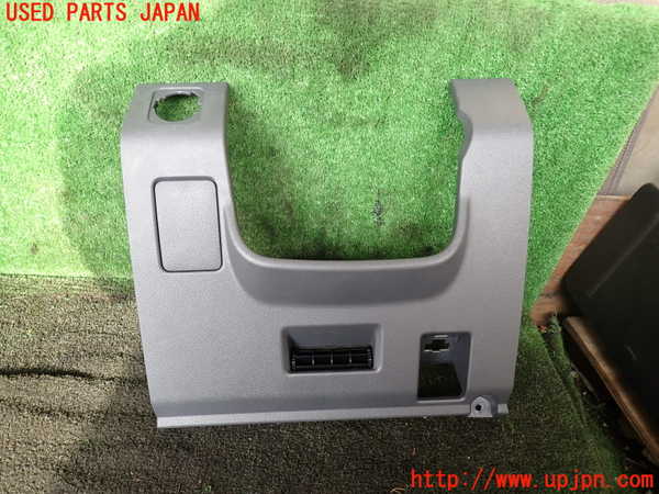 5UPJ-19577693]ランクル70系(GRJ76K)内装トリム類3 中古_m0001.jpg