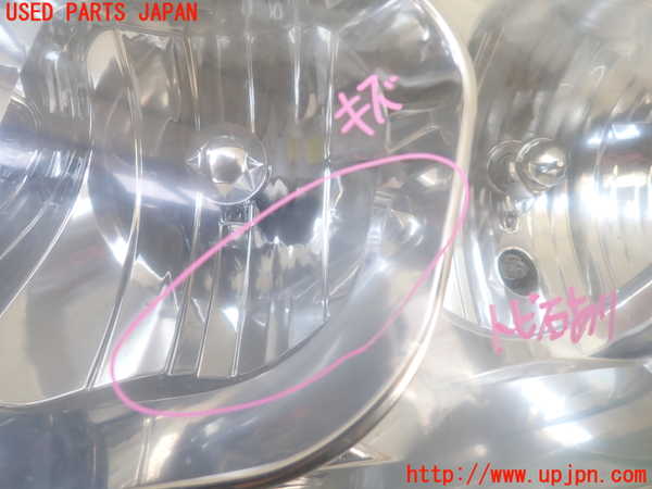 1UPJ-19581132]ランクル100系(UZJ100W)左ヘッドライト ハロゲン 【ジャンク】_m0002.jpg