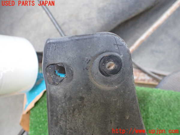 5UPJ-19581454]ランクル100系(UZJ100W)右リアマッドガード(泥除け) 中古_m0002.jpg