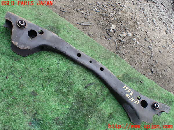 5UPJ-19585296]ランクル100系(UZJ100W)メンバー1 中古_m0001.jpg