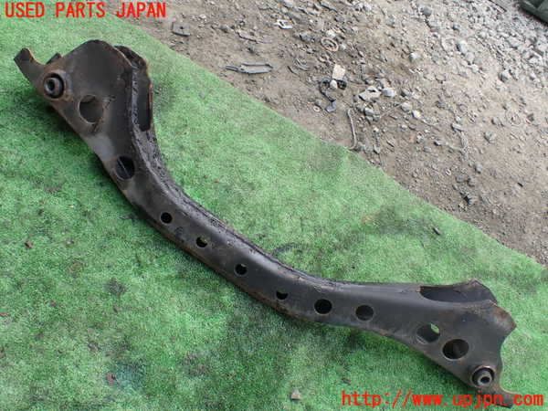 5UPJ-19585296]ランクル100系(UZJ100W)メンバー1 中古_m0002.jpg