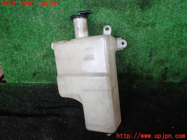 5UPJ-19582410]ランクル100系(UZJ100W)ラジエータータンク 中古_m0002.jpg