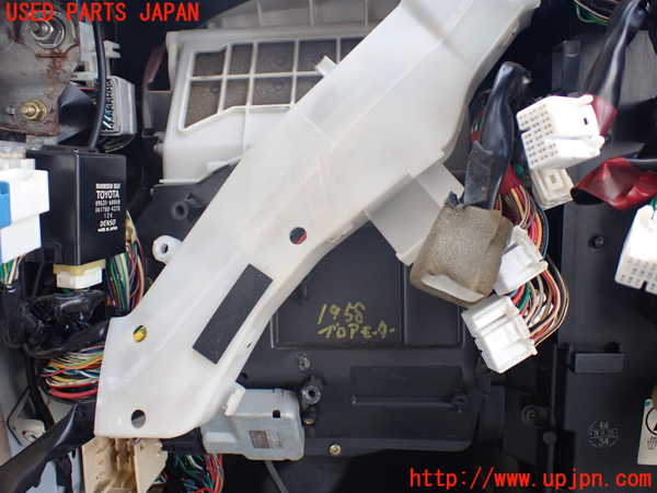 5UPJ-19586095]ランクル100系(UZJ100W)ブロアファン(ブロアーファン) 中古_m0001.jpg