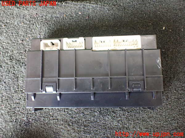 5UPJ-19586148]ランクル100系(UZJ100W)コンピューター3 88650-60374 中古_m0003.jpg