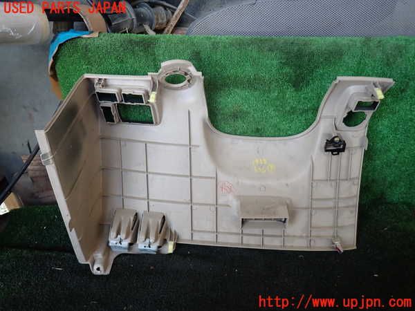 5UPJ-19587693]ランクル100系(UZJ100W)内装トリム類3 中古_m0003.jpg