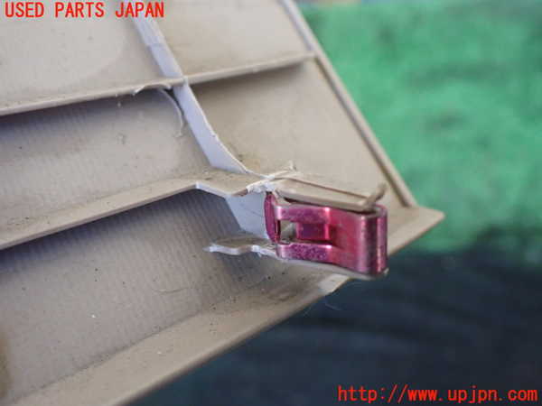 5UPJ-19587693]ランクル100系(UZJ100W)内装トリム類3 中古_m0004.jpg