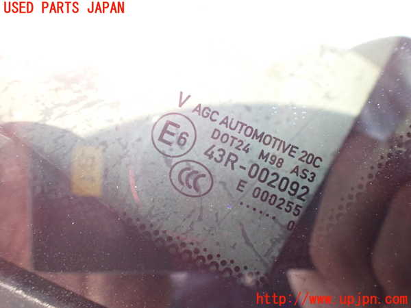 2UPJ-19601380]ポルシェ・マカン(J1H1)右クォーターガラス (43R-002092) 中古_m0002.jpg