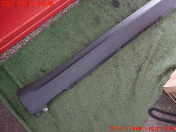 2UPJ-19601392]ポルシェ・マカン(J1H1)左サイドステップ 中古_m0002.jpg