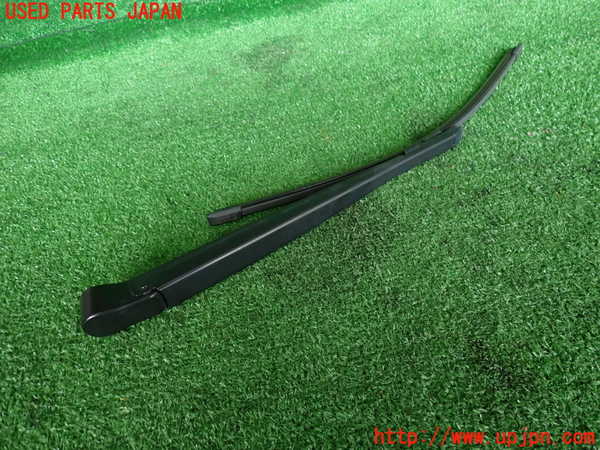 2UPJ-19601661]ポルシェ・マカン(J1H1)リアワイパーアーム1 中古_m0001.jpg