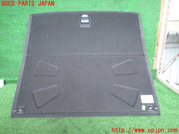2UPJ-19607771]ポルシェ・マカン(J1H1)ラゲッジトレイ1 中古_m0002.jpg