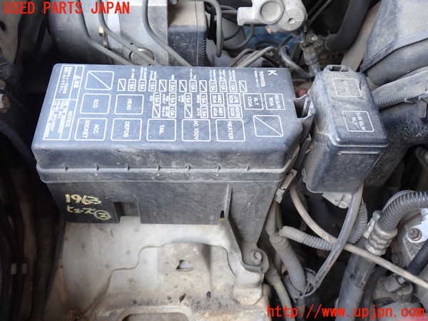 2UPJ-19636742]ハイラックスサーフ(KDN185W)ヒューズボックス2 中古_m0001.jpg
