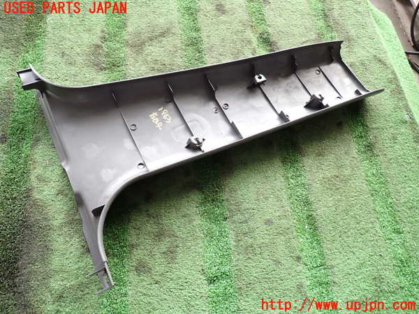2UPJ-19637670]ハイラックスサーフ(KDN185W)左センターピラートリム 中古_m0003.jpg