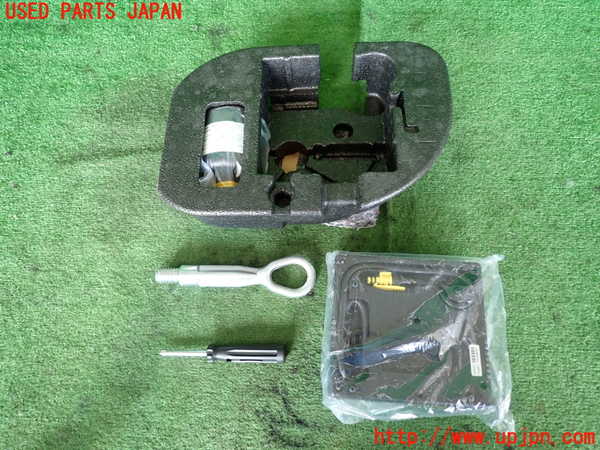 2UPJ-19647805]BMW ミニ(MINI)クーパー(XM15)車載工具 中古 【F56】_m0001.jpg