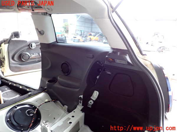 5UPJ-19647675]BMW ミニ(MINI)クーパー(XM15)右リアピラートリム 中古 【F56】_m0002.jpg