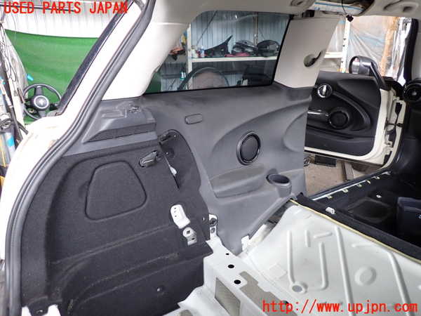 5UPJ-19647680]BMW ミニ(MINI)クーパー(XM15)左リアピラートリム 中古 【F56】_m0002.jpg