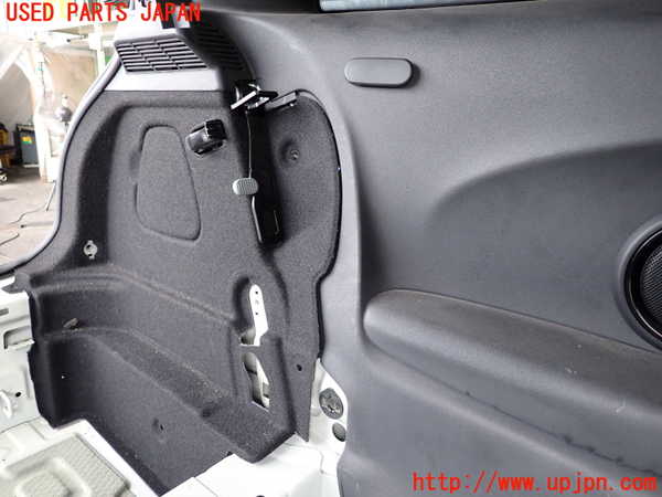 5UPJ-19647680]BMW ミニ(MINI)クーパー(XM15)左リアピラートリム 中古 【F56】_m0005.jpg