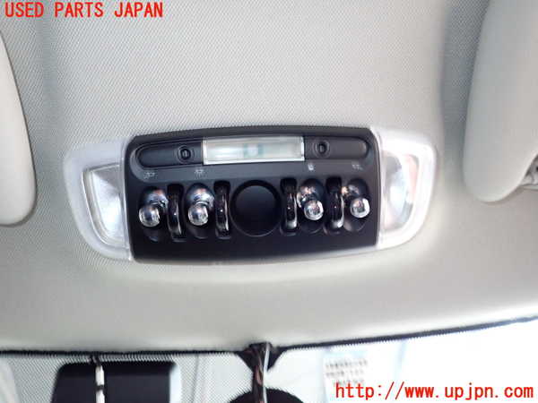 5UPJ-19646411]BMW ミニ(MINI)クーパー(XM15)ルームランプ1 (真中 1列目) 中古 【F56】_m0001.jpg