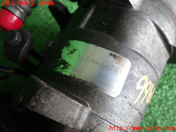 5UPJ-19666025]サバンナ RX-7 前期(SA22C)エアコンコンプレッサー 中古_m0003.jpg