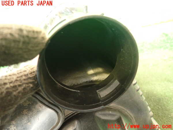 5UPJ-19672560]アルファロメオ・ジュリエッタ(940141)エアクリーナーボックス 中古_m0003.jpg