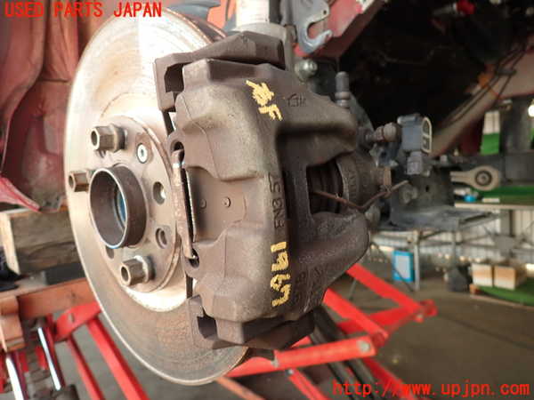 5UPJ-19674080]アルファロメオ・ジュリエッタ(940141)右フロントキャリパー 中古_m0001.jpg