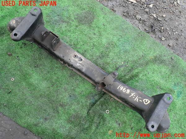 5UPJ-19685296]デリカ スペースギア(PD6W)メンバー1 中古_m0001.jpg