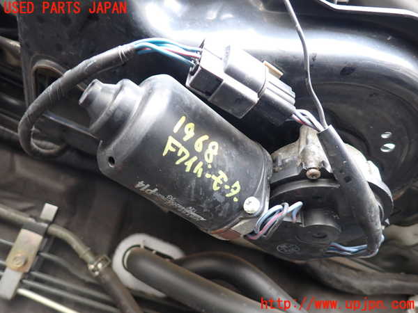 5UPJ-19686770]デリカ スペースギア(PD6W)フロントワイパーモーター 中古_m0001.jpg