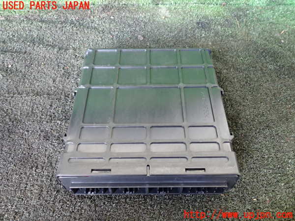 5UPJ-19686110]デリカ スペースギア(PD6W)エンジンコンピューター 中古_m0003.jpg