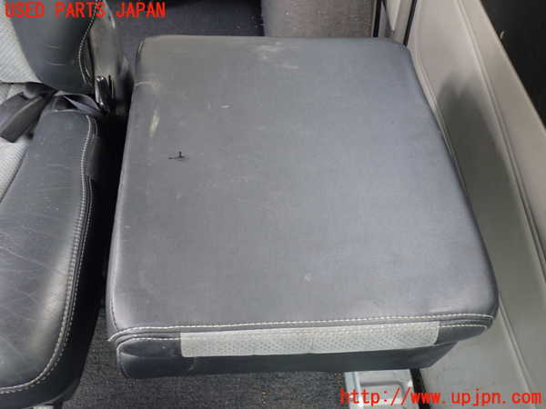1UPJ-19687465]デリカ スペースギア(PD6W)補助席 中古_m0004.jpg