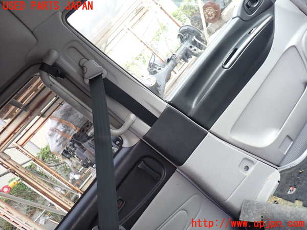 5UPJ-19687670]デリカ スペースギア(PD6W)左センターピラートリム 中古_m0001.jpg