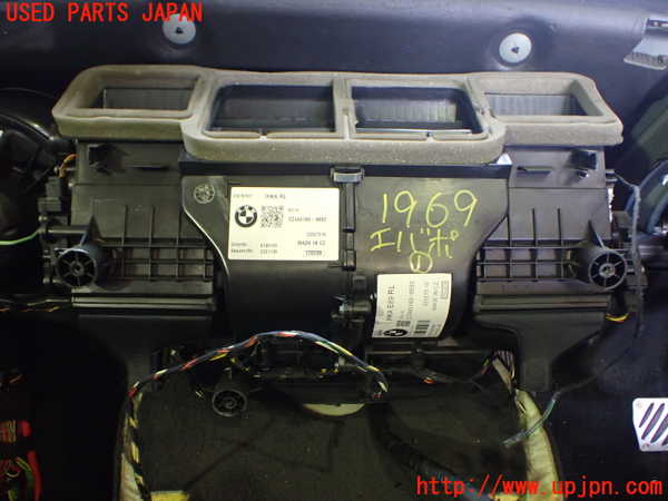 5UPJ-19696081]BMW Z4 (E89) (LM30)エバポレーター1 中古_m0002.jpg