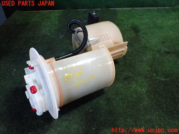 5UPJ-19702510]プリウスα(ZVW41W)燃料ポンプ 中古_m0001.jpg