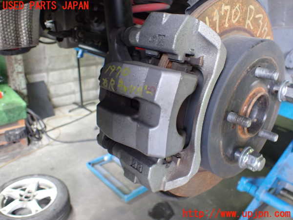 5UPJ-19704090]プリウスα(ZVW41W)右リアキャリパー 中古_m0001.jpg
