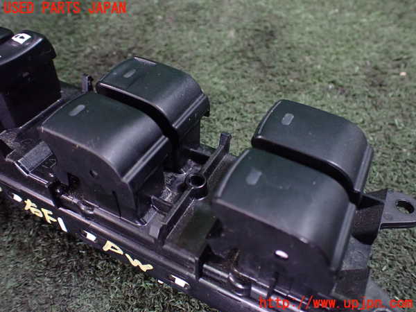 5UPJ-19706240]プリウスα(ZVW41W)右前パワーウィンドウスイッチ 中古_m0002.jpg