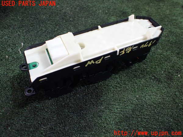 5UPJ-19706240]プリウスα(ZVW41W)右前パワーウィンドウスイッチ 中古_m0003.jpg