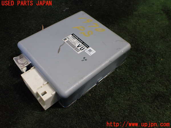 5UPJ-19706135]プリウスα(ZVW41W)パワステコンピューター 中古_m0001.jpg