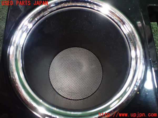 5UPJ-19707841]プリウスα(ZVW41W)小物入れ1 中古_m0002.jpg