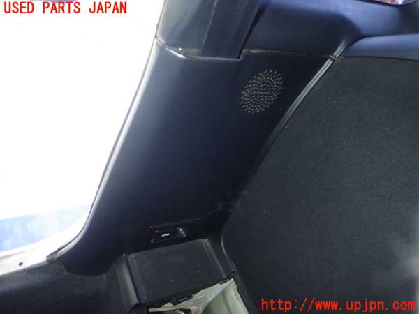 5UPJ-19727675]MR2(SW20)右リアピラートリム 中古_m0002.jpg
