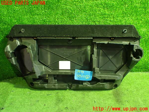 5UPJ-19737772]ポルシェ・ボクスター(98722)ラゲッジトレイ2 中古_m0002.jpg